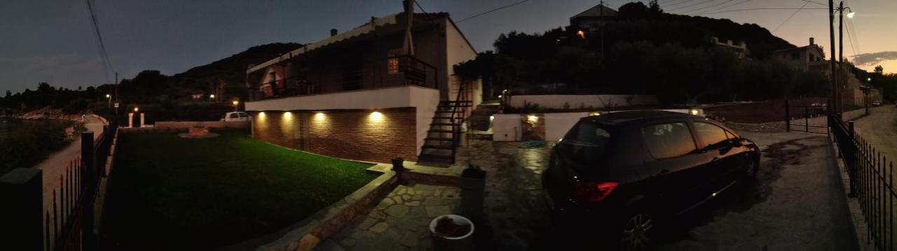 Villa Alexandra Nea Iraklitsa 外观 照片
